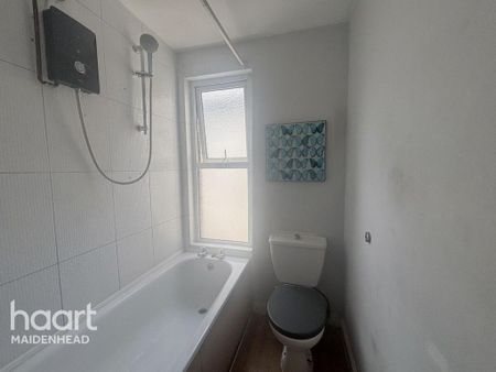 1 bedroom in a house share to rent - Photo 5