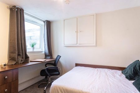 Knowle Terrace, Burley, LS4 2PA, Leeds - Photo 2