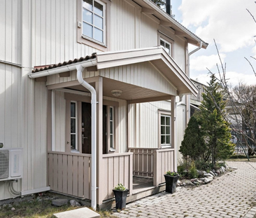 Vårdkasevägen, Segeltorp - Photo 2
