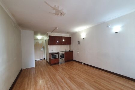 STUDIO APARTMENT - Photo 3