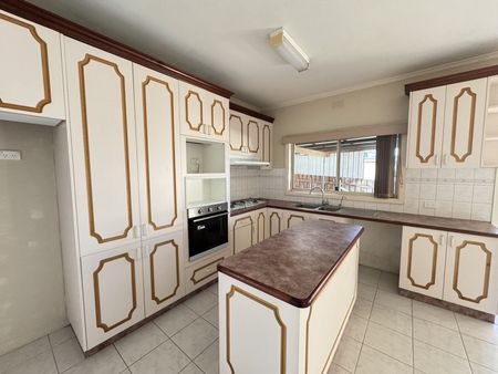 Osborne Street Charm - Photo 5