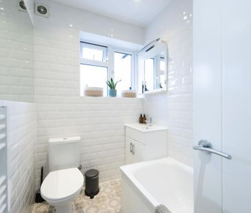2 bedroom maisonette to rent - Photo 1