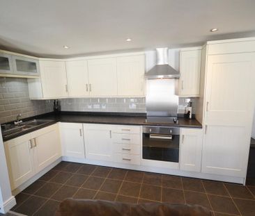 2 bedroom apartment to rent - Photo 5