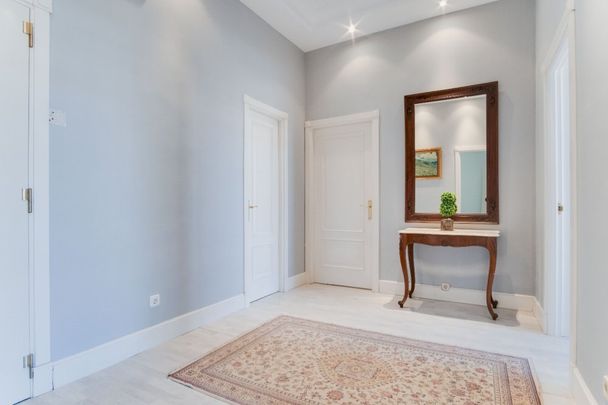 Great and bright room in Plaza Mayor - Photo 1