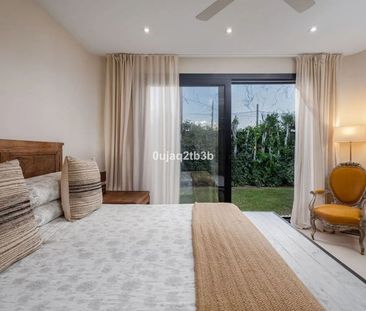 Detached Villa in Guadalmina Alta - Photo 6