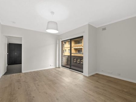 One Bedroom Apartment In A Prime Location - Photo 5