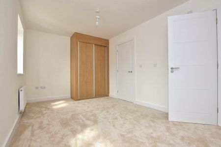 Woodpecker Avenue, Holt, Nr25 - Photo 3