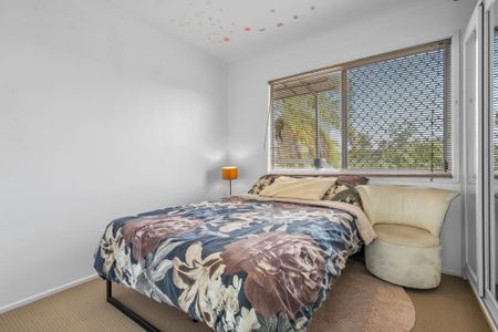 Character-Filled Home with Space & Convenience in the Heart of Woodridge! - Photo 4