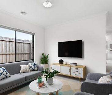 FAMILY HOME LEASE TILL END OF NOVEMBER - Photo 1