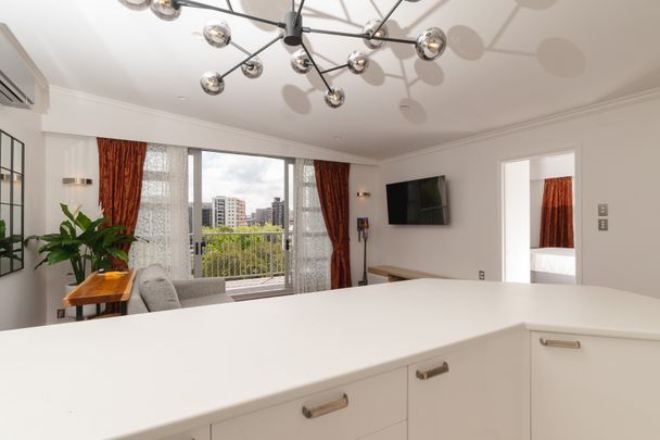 Penthouse Apartment - Photo 1