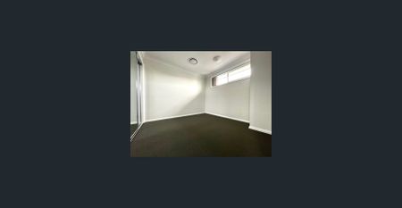 COMFORT AND CONVENIENCE IN ORAN PARK! - Photo 2