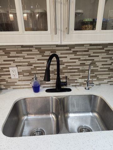 For Lease - 2095 Roche Court Unit# 112, Mississauga, Ontario - Photo 4