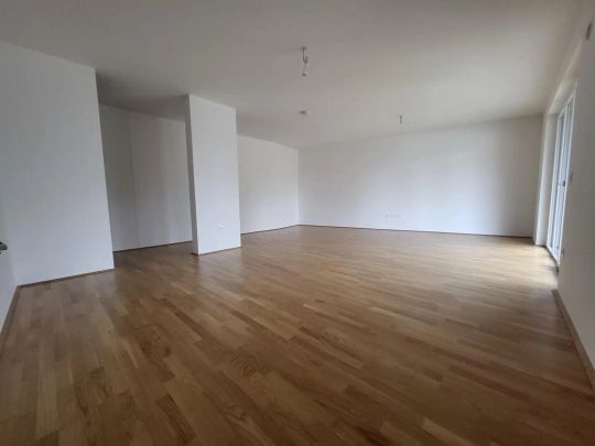 2-Zimmer-Wohnung mit Terrasse und Garten, Top 4 - Photo 1
