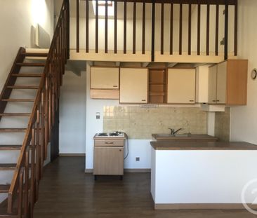 Location Appartement 2 pièces 41m² BRESSOLS 82710 - Photo 1