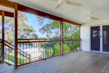 Spacious 4 Bedroom In Sought After Location - Photo 3