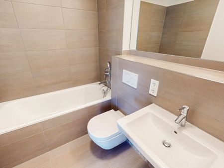 Perfekt für Ihre Familie: Großzügige 4-Zimmer-Wohnung mit EBK, Dachterrasse und zwei Bädern - Photo 4