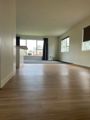 Newly Renovated & Spacious 3 Bedroom Home - Huntly - Photo 1
