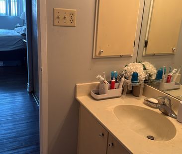 For Lease - 8 Lisa Street Unit# 804, Brampton, Ontario - Photo 6