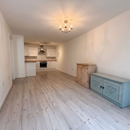 1 bed flat to rent in Warwick Road, Kenilworth, CV8 - Photo 4