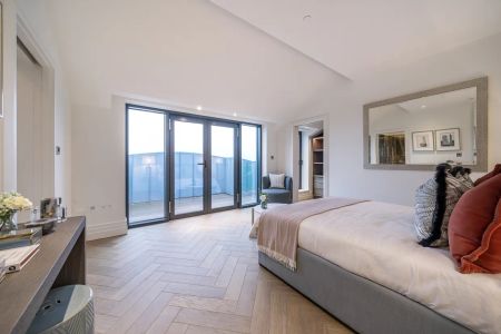 4 bedroom penthouse to rent - Photo 3