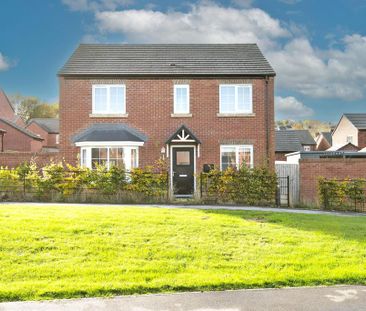 4 bedroom detached house to rent - Photo 2