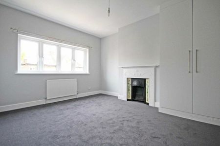 Dordrecht Road, Acton, W3 - Photo 2