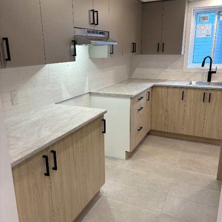 4 1/2 Ste-Thérèse (près gare de train) - Photo 3