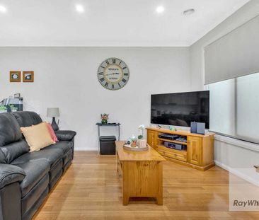 Low Maintenance Living! - Photo 4