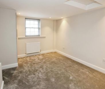 3 bedroom flat to rent - Photo 3