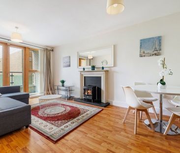 1 The Ramparts Willow Avenue Cabinteely Dublin 18 D18 E170 IE - Photo 4
