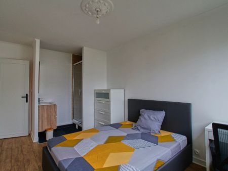 Location Chambre 4 pièces 68 m2 à Pontoise - Photo 2