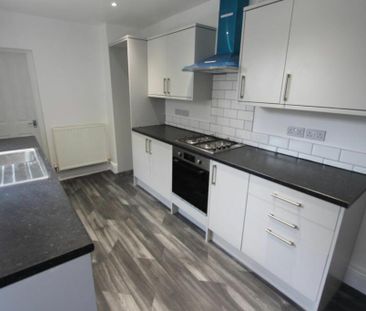 Charlotte Street - Photo 6