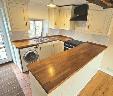 3 bedroom terraced house to rent - Photo 6