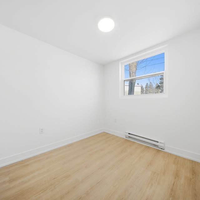 For Lease - 25 Downes Avenue, Prince Edward County, Ontario - Photo 1