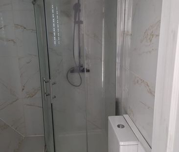 3 Bed Terraced House, Derwent Road, B30 - Photo 2