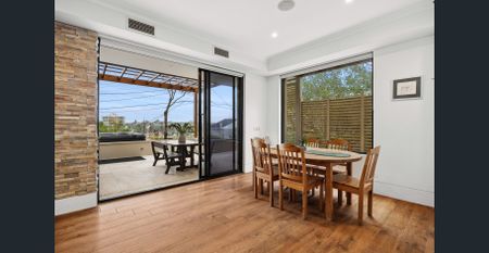 Furnished Coastal Living on Queenscliff Headland - Photo 4
