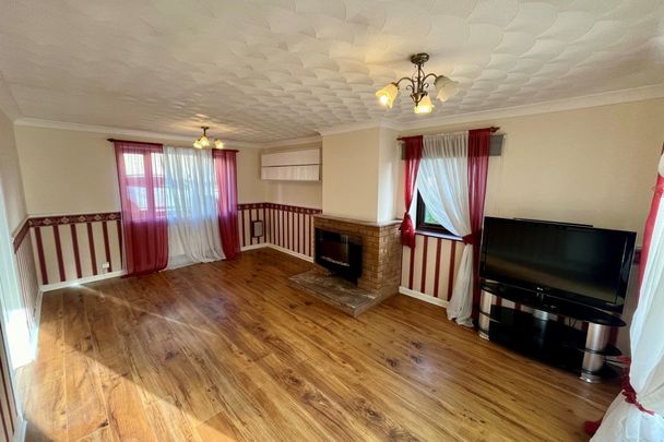 Cassino Court - Photo 1