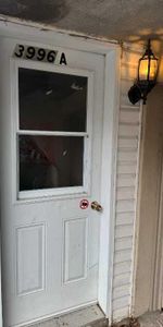 Rare Lachine ouest le 1 jul, 3 1/2 semi basement sunny, especial $ 899, tranquil et bon - Photo 3