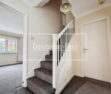 Eastwood Road, Bramley - Photo 1