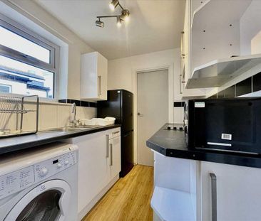 2 bedroom house share to rent - Photo 6