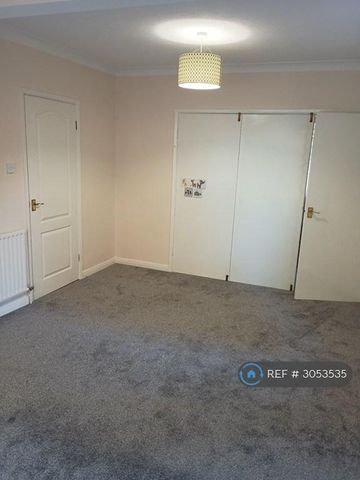 4 bedroom bungalow to rent - Photo 4