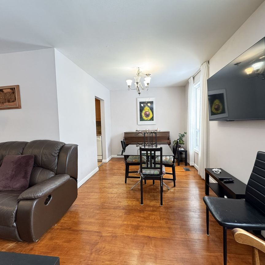 For Lease - 6 Bailey Crescent Unit# #Main Floor, Aurora, Ontario - Photo 1