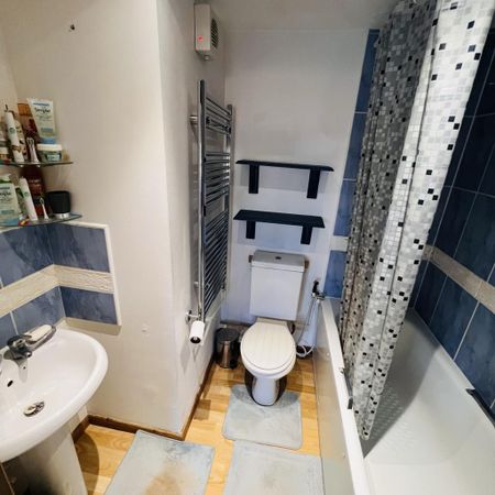 1 bedroom flat to rent - Photo 5