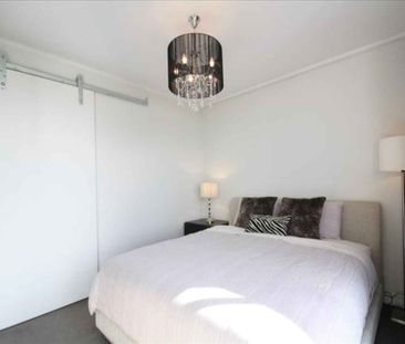 Spacious North Facing with City Views + Parking - Photo 3