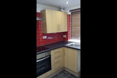 Studio Flat, Rivington, M6 - Photo 3