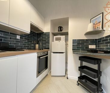 A louer beau T1 Centre Ville VANNES - Photo 2