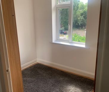 2 Bed Maisonette, St. Andrews Road, NW9 - Photo 3