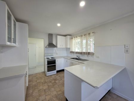 3-BEDROOM HOME IN CABOOLTURE - Photo 3