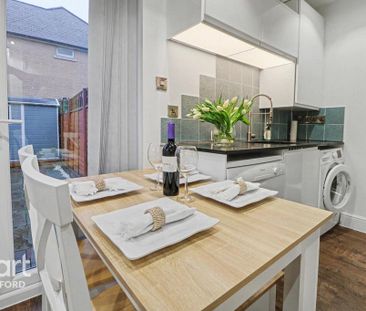 3 bedroom maisonette to rent - Photo 2