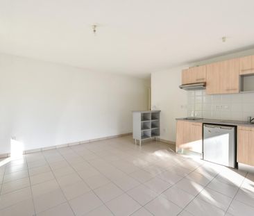 location Appartement T2 DE 43.95m² À TOULOUSE - Photo 2